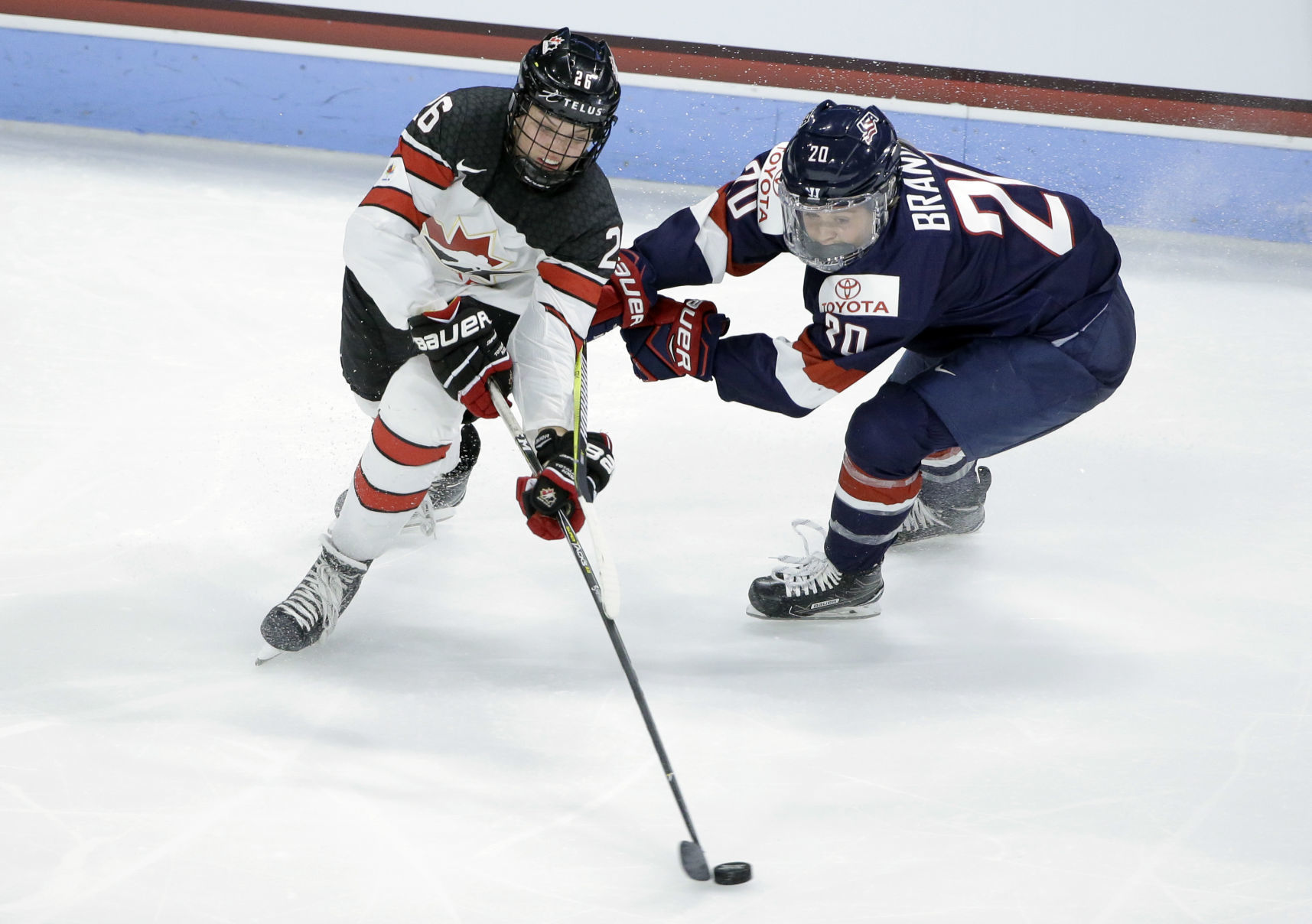 Women's hockey: Emily Clark